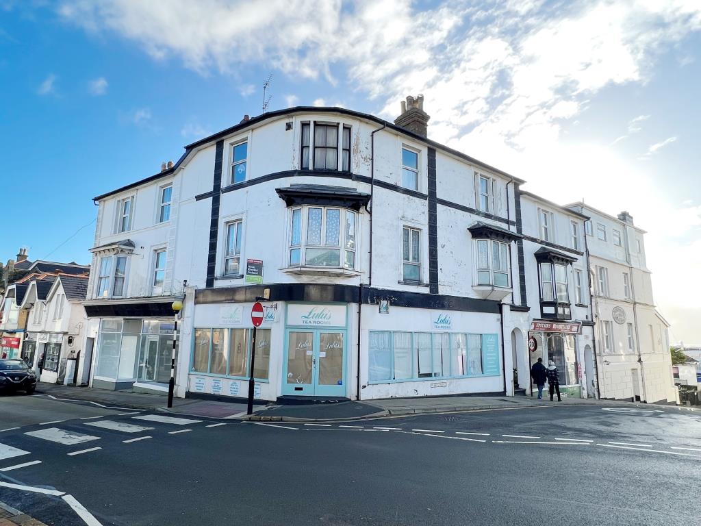 Lot: 48 - COMMERCIAL INVESTMENT -